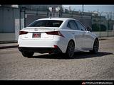 2016 Lexus IS photo 6