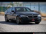 2020 BMW 5-Series photo 1