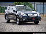 2013 Subaru Outback photo 1