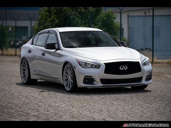 2015 INFINITI Q50