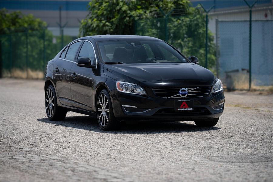 2015 Volvo S60 T5 AWD Premier's photo