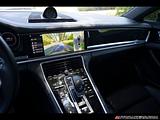 2019 Porsche Panamera photo 18