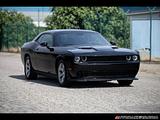 2017 Dodge Challenger photo 1