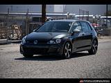 2015 Volkswagen Golf GTI photo 3