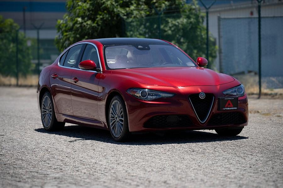 2018 Alfa Romeo Giulia 2.0 Ti Lusso Auto AWD's photo