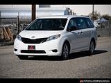 2014 Toyota Sienna photo 3