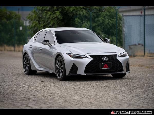 2023 Lexus IS