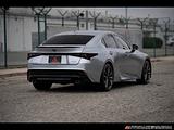 2023 Lexus IS photo 6
