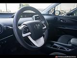 2018 Toyota Prius photo 13