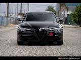 2019 Alfa Romeo Giulia photo 2