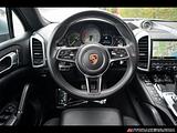 2016 Porsche Cayenne photo 14