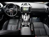 2016 Porsche Cayenne photo 16