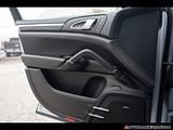 2016 Porsche Cayenne photo 24