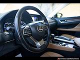 2016 Lexus GS 450h photo 13