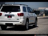 2015 Toyota Sequoia photo 10