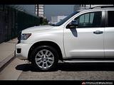 2015 Toyota Sequoia photo 12
