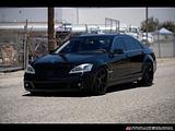 2010 Mercedes-Benz S-Class photo 3