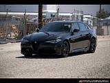 2019 Alfa Romeo Giulia photo 3