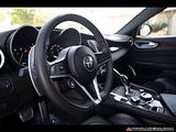2019 Alfa Romeo Giulia photo 13