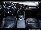 2019 Alfa Romeo Giulia photo 16