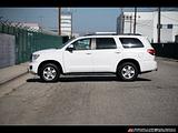 2013 Toyota Sequoia photo 11