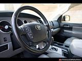 2013 Toyota Sequoia photo 13