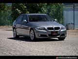 2011 BMW 3-Series photo 1