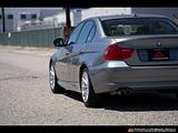 2011 BMW 3-Series photo 9