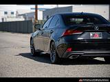2018 Lexus IS photo 9