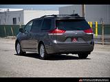 2013 Toyota Sienna photo 4