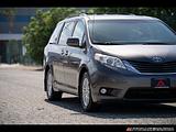2013 Toyota Sienna photo 7