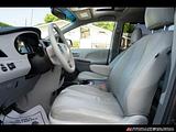 2013 Toyota Sienna photo 15