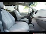 2013 Toyota Sienna photo 17