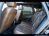 2015 Porsche Macan photo 18