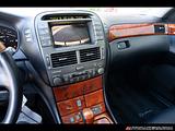 2004 Lexus LS photo 19