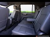 2025 Chevrolet Suburban photo 18