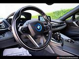 2017 BMW i8 photo 13