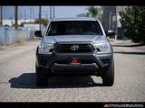 2013 Toyota Tacoma photo 2
