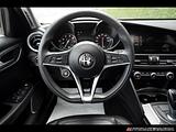 2017 Alfa Romeo Giulia photo 14