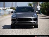 2018 Porsche Macan photo 2