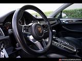 2018 Porsche Macan photo 13