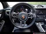 2018 Porsche Macan photo 14