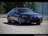 2019 Lexus ES 300h photo 1