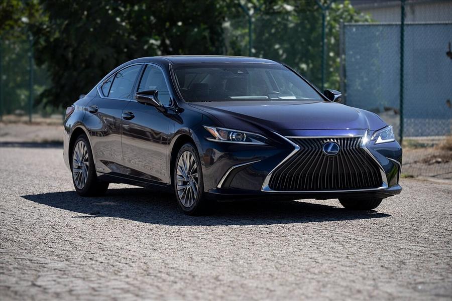 2019 Lexus ES 300h
