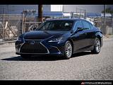 2019 Lexus ES 300h photo 3