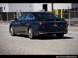 2019 Lexus ES 300h photo 4