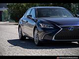 2019 Lexus ES 300h photo 7
