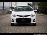 2016 Toyota Corolla photo 2