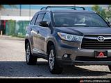 2015 Toyota Highlander photo 7