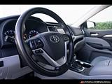 2015 Toyota Highlander photo 13